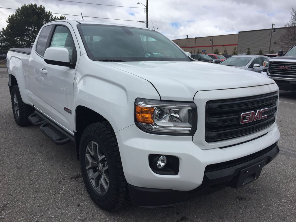 New 2019 GMC Canyon 4WD Ext Cab 128.3 All Terrain w/Cloth