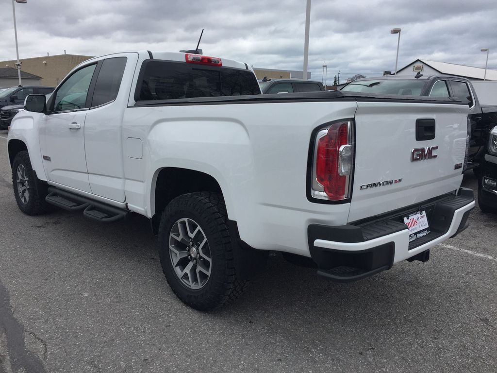 New 2019 GMC Canyon 4WD Ext Cab 128.3 All Terrain w/Cloth