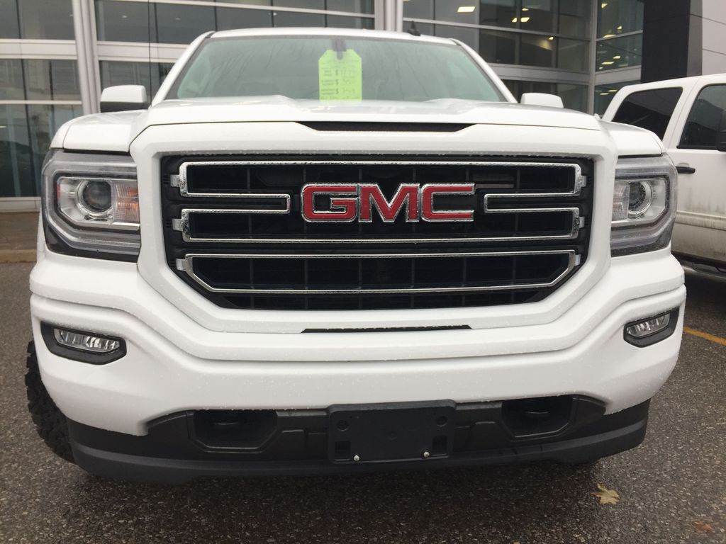 Used 2018 GMC Sierra 1500 4WD Double Cab 143.5 SLE